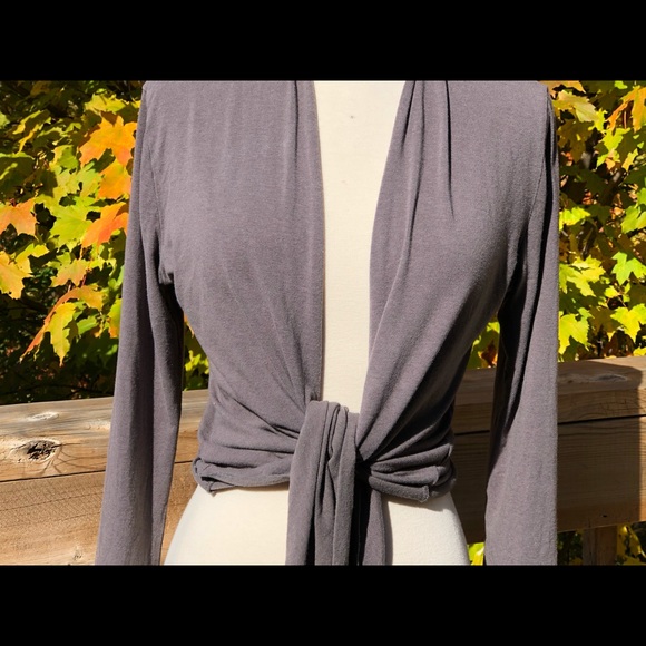 A sweater wrap grey size small, organic fibers - Picture 4 of 7